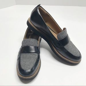 Clarks Artisan Loafers Size 9